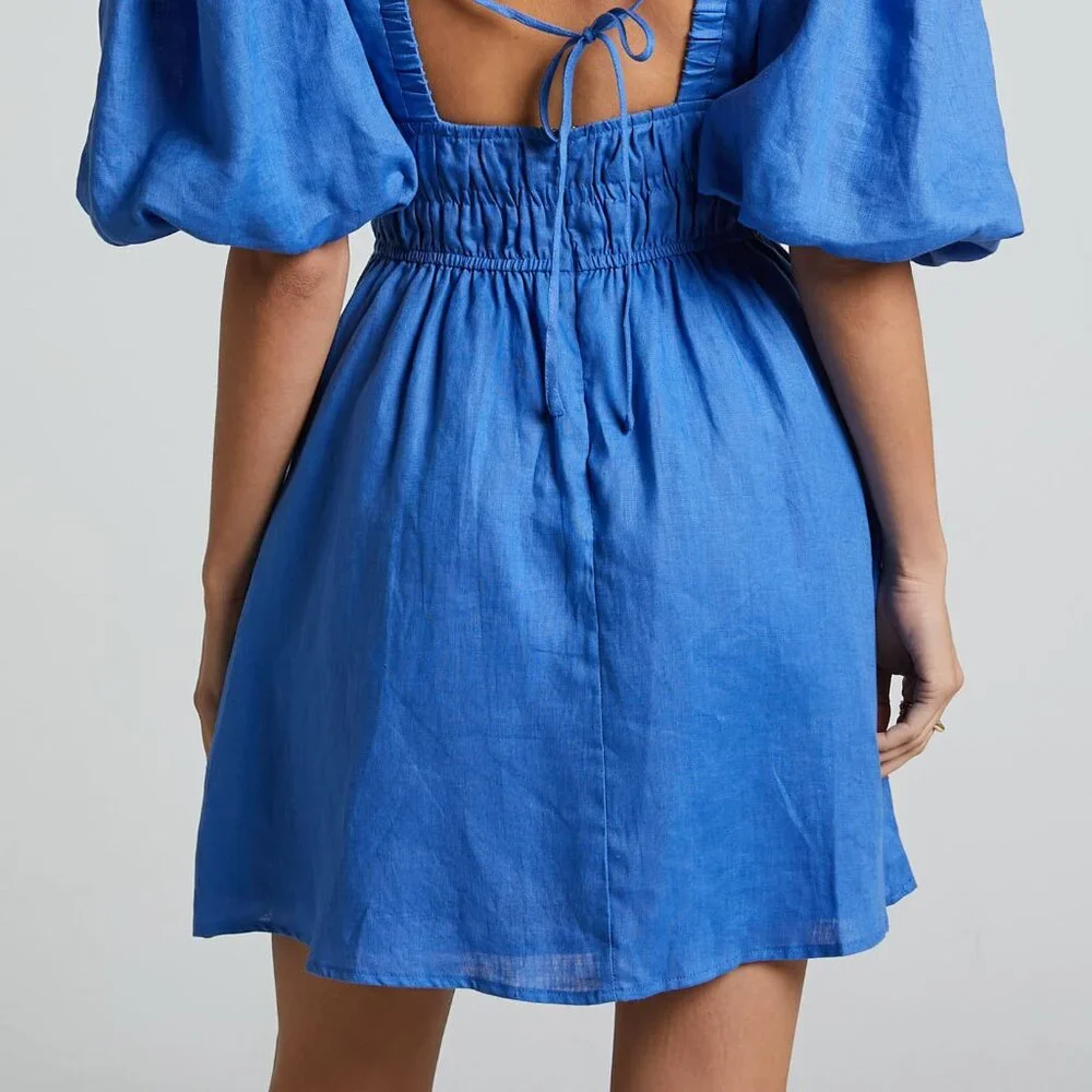 NEW Amalie the Label by Showpo Khaila LInen Lunge Puff Sleeve Mini Dress in Blue - Picture 10 of 11